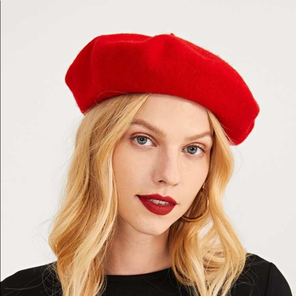 Beret red